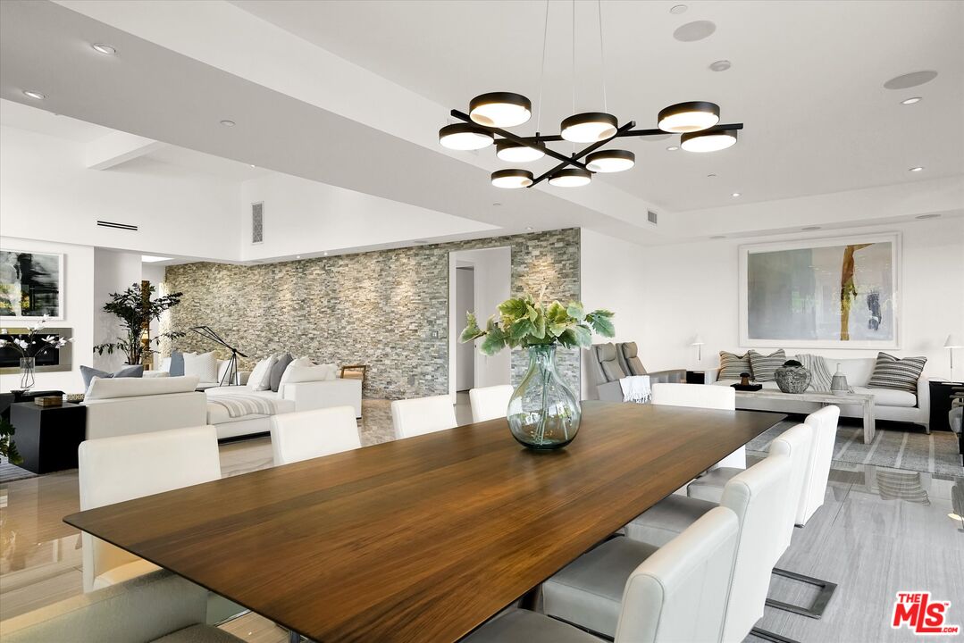 318 Bellino Dr