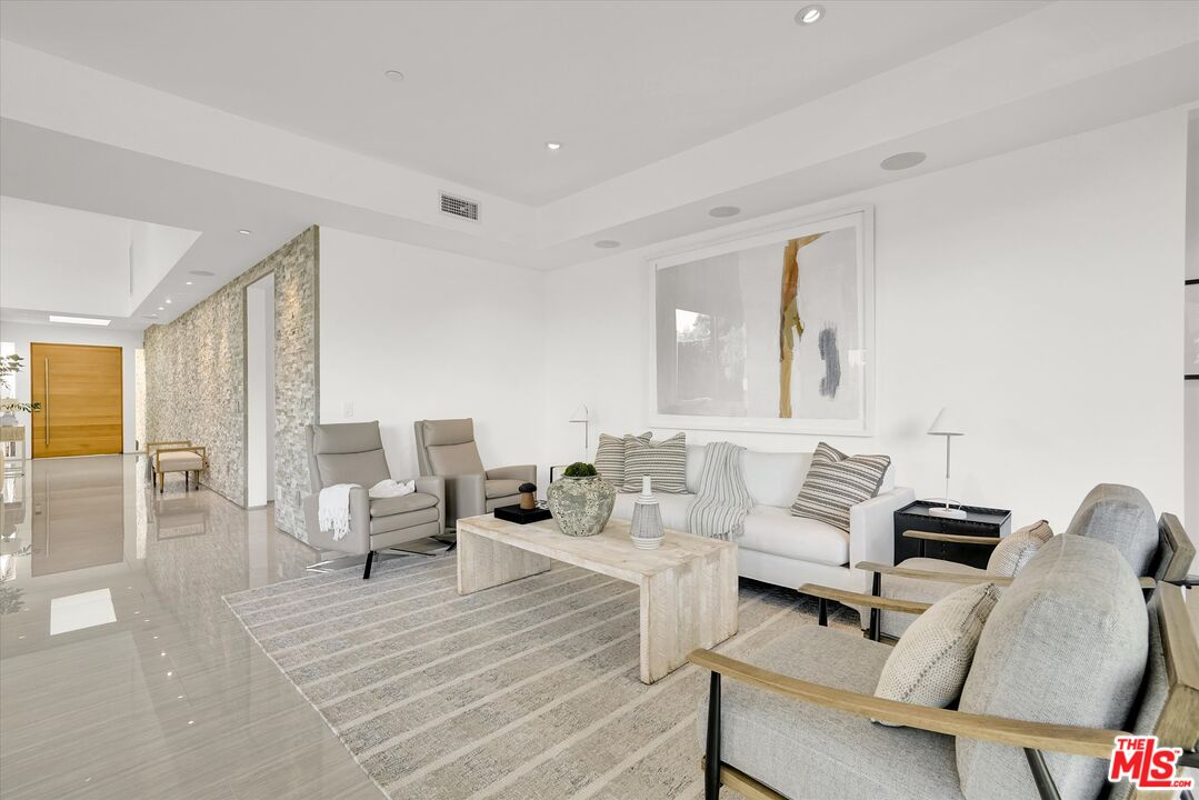 318 Bellino Dr