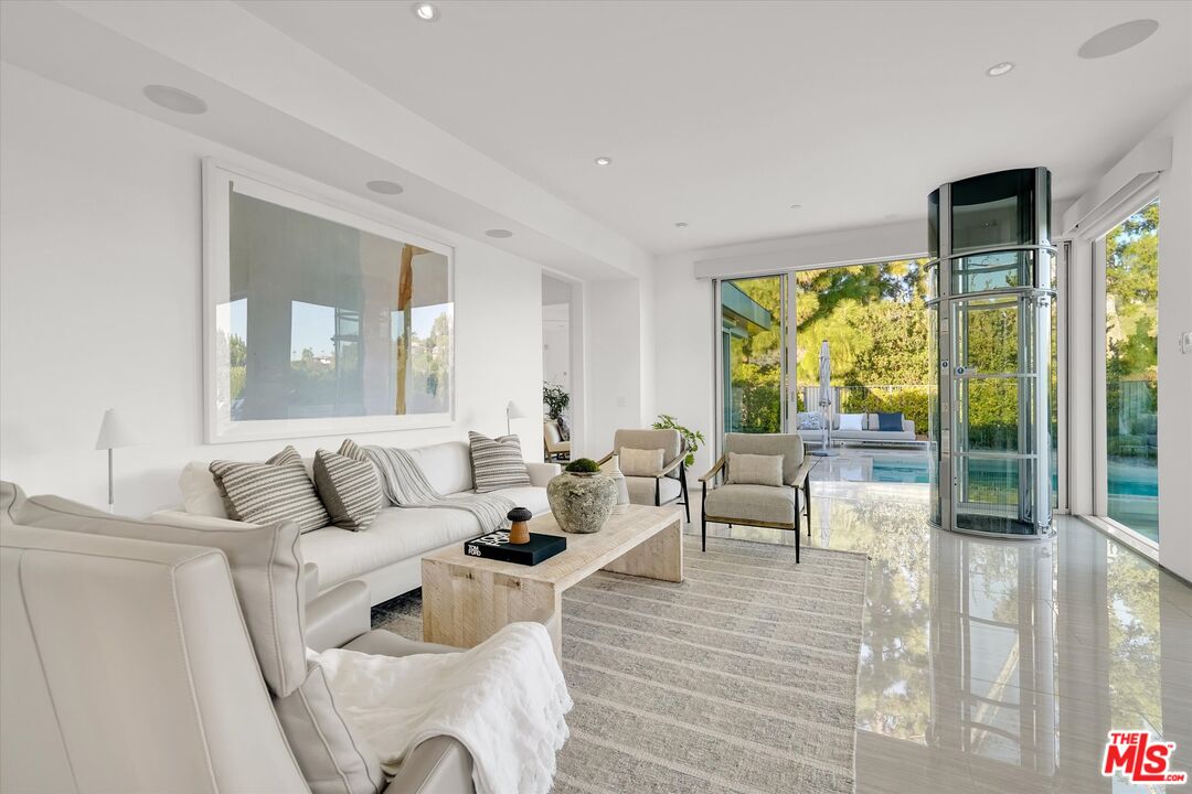 318 Bellino Dr