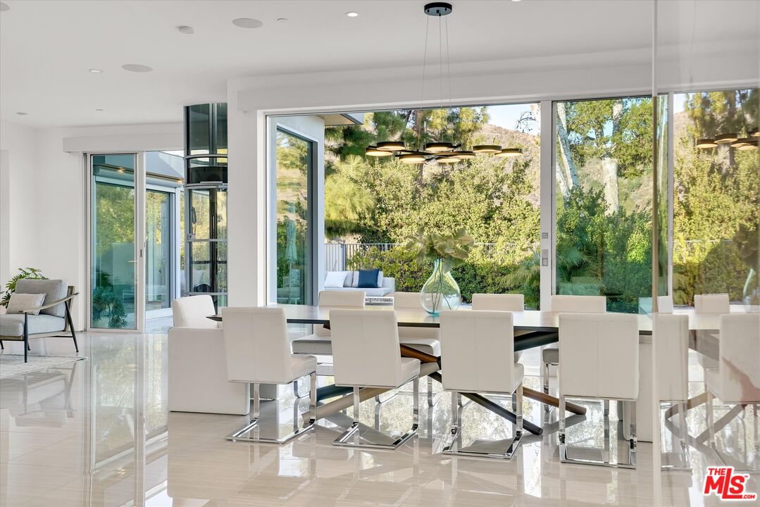 318 Bellino Dr