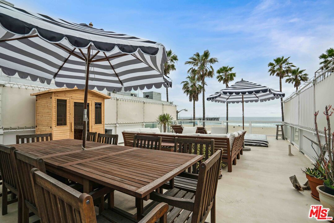 2909 Ocean Front Walk
