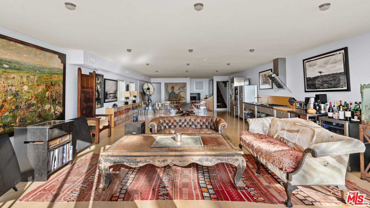 2909 Ocean Front Walk