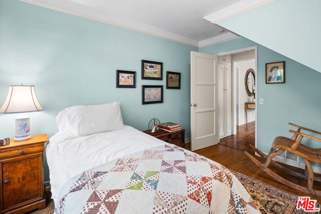 1501 Thayer Ave