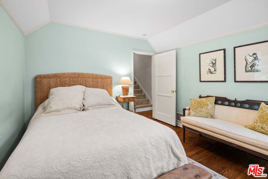 1501 Thayer Ave