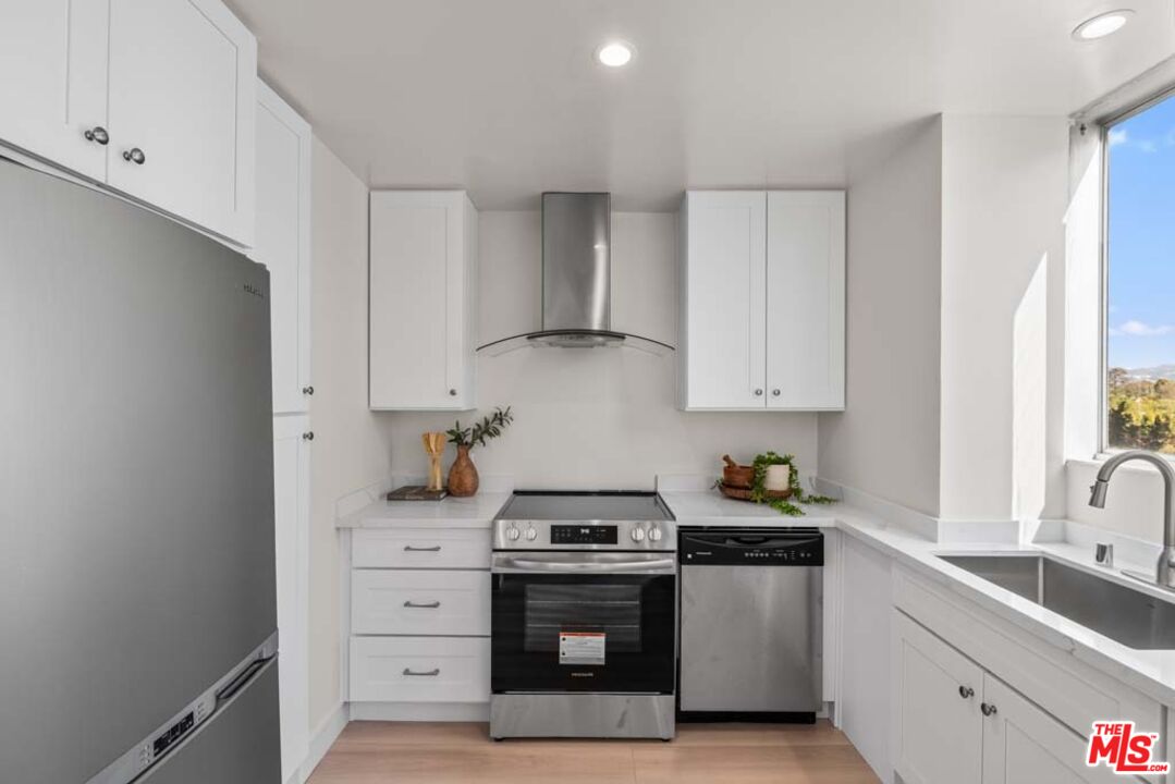 10747 Wilshire Blvd Unit: 806