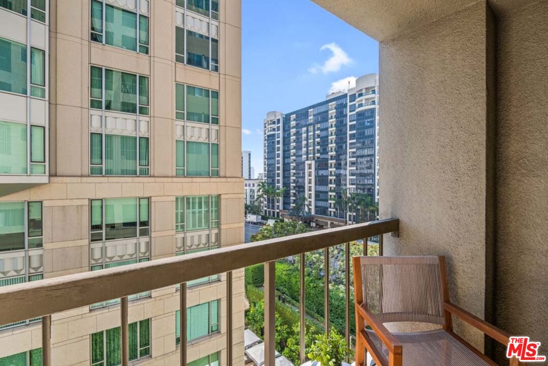 10747 Wilshire Blvd Unit: 806