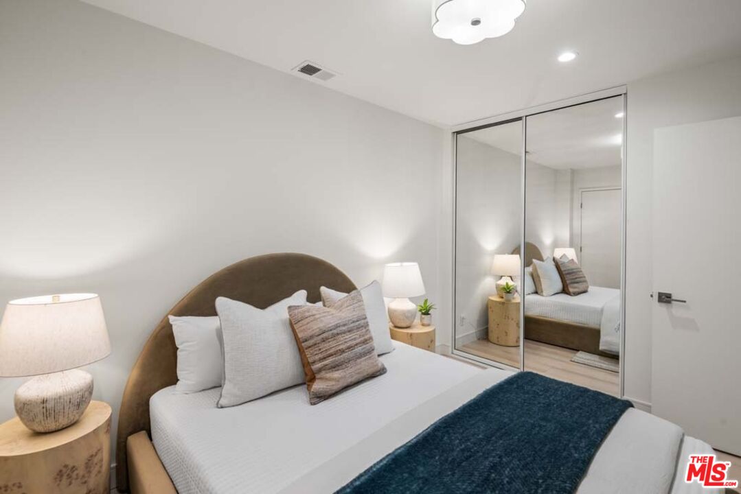 10747 Wilshire Blvd Unit: 806