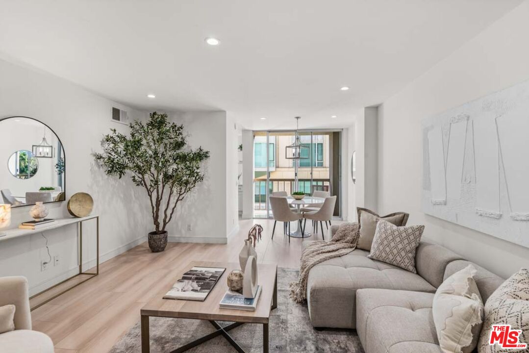 10747 Wilshire Blvd Unit: 806