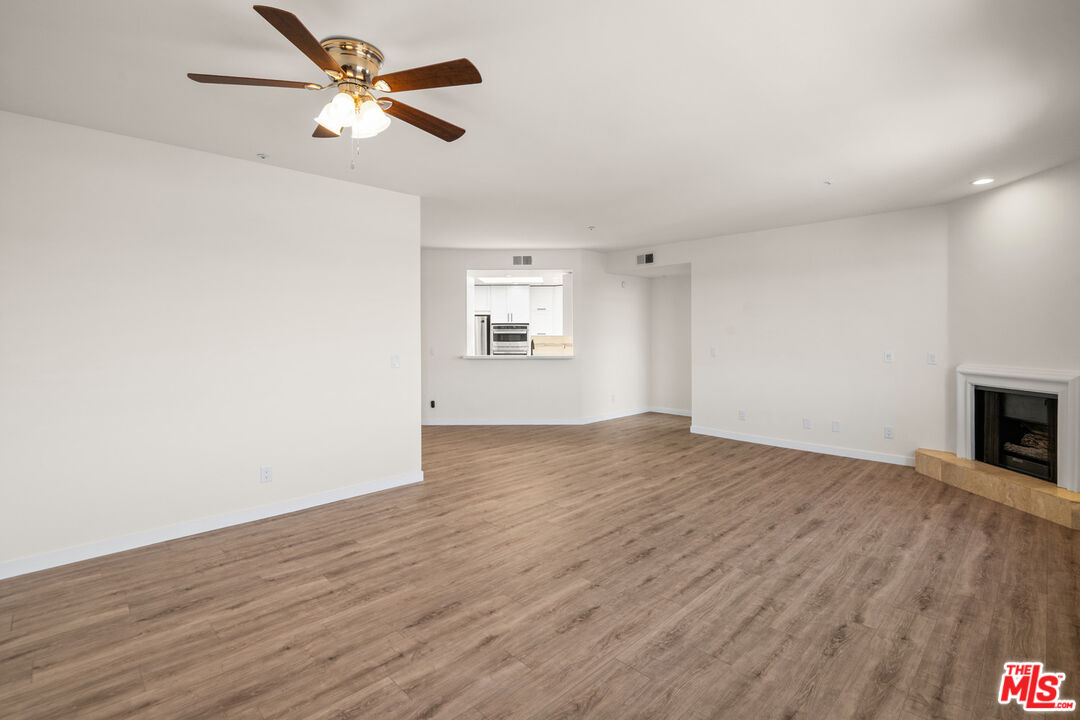 1255 Federal Ave Unit: 401