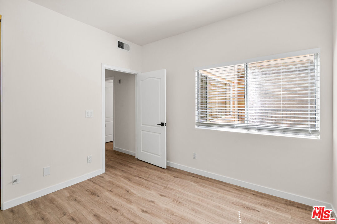 1255 Federal Ave Unit: 401