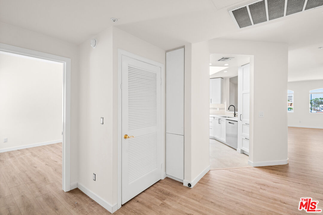 1255 Federal Ave Unit: 401