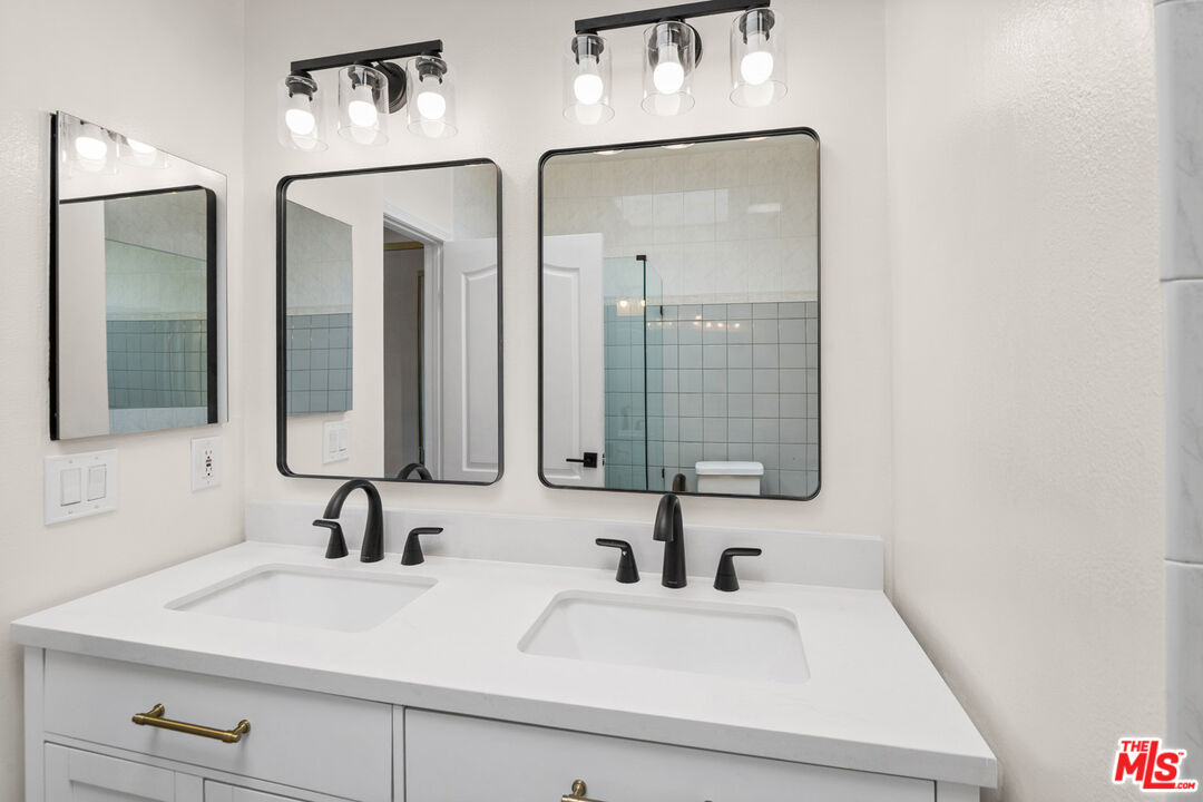 1255 Federal Ave Unit: 401