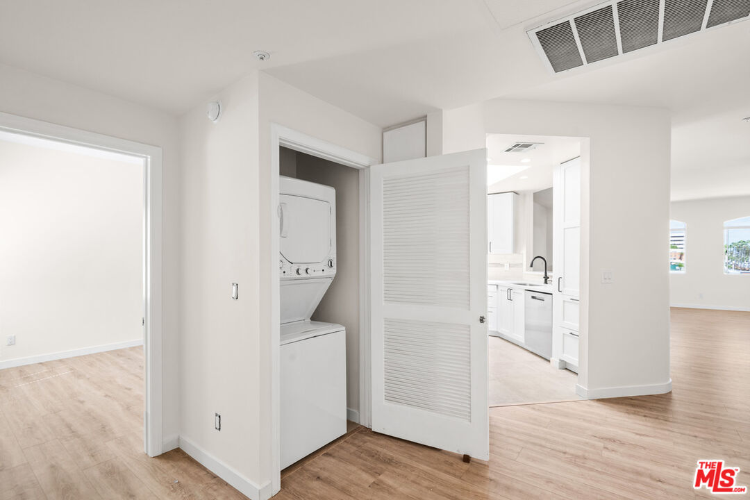 1255 Federal Ave Unit: 401