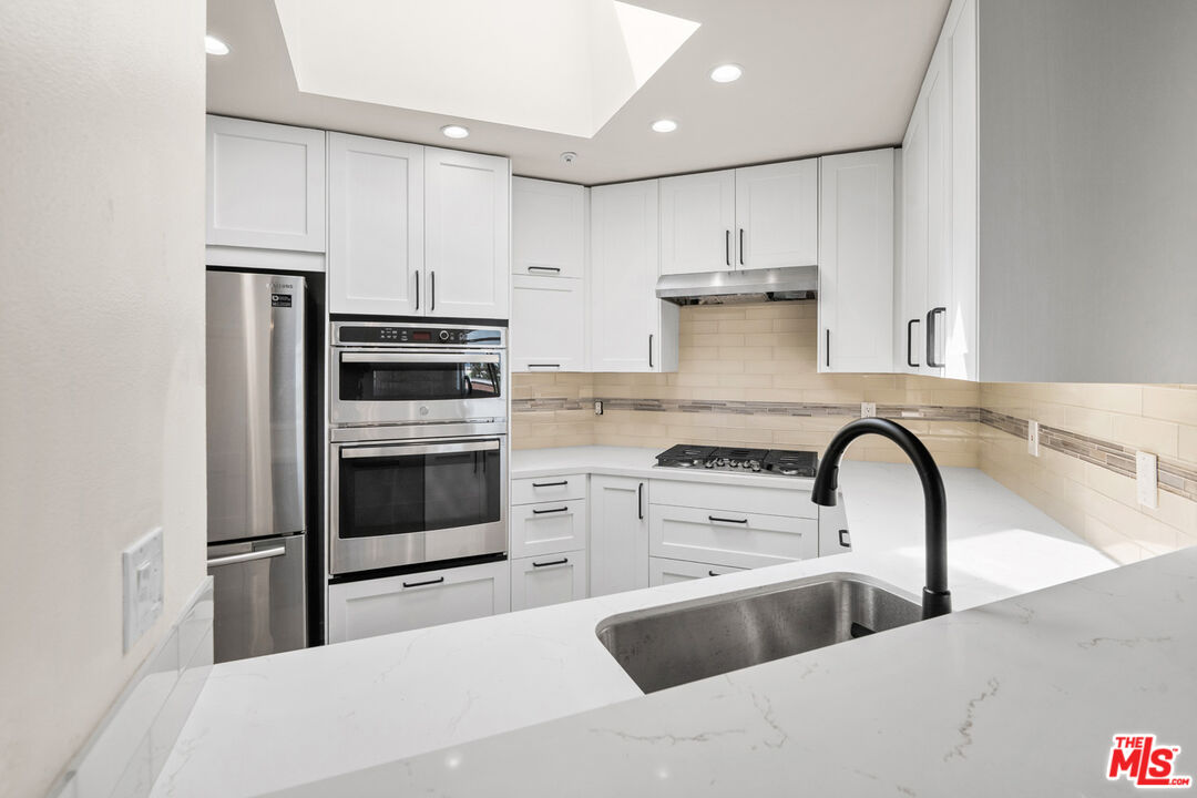 1255 Federal Ave Unit: 401