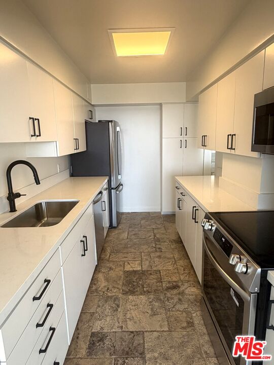 201 Ocean Ave Unit: 408B