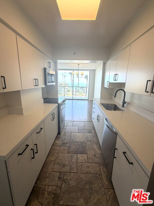 201 Ocean Ave Unit: 408B