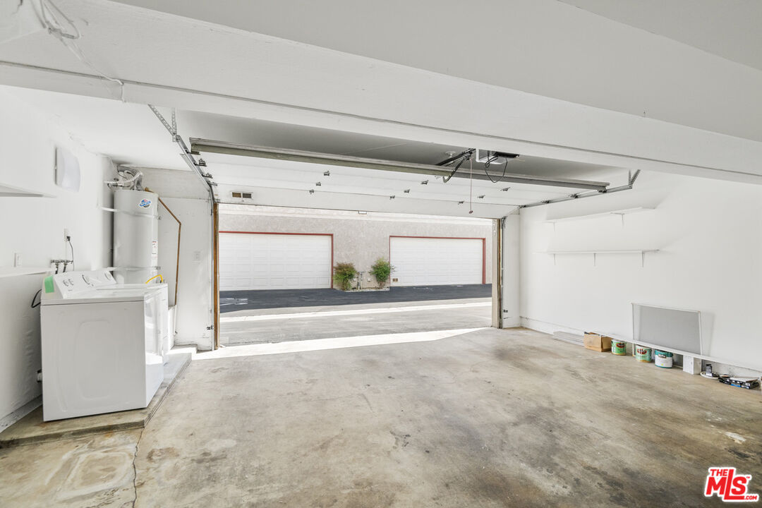 18333 Hatteras St Unit: 77