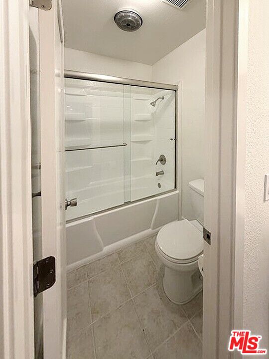 4506 Saugus Ave Unit: 10
