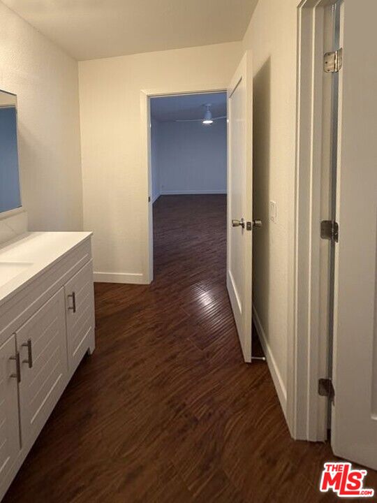 4506 Saugus Ave Unit: 10