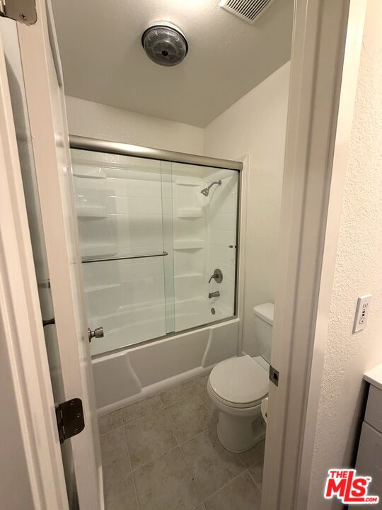 4506 Saugus Ave Unit: 10