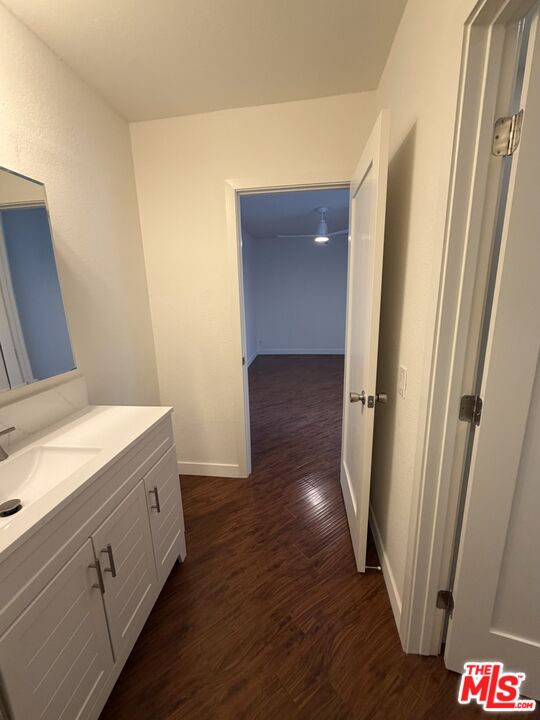 4506 Saugus Ave Unit: 10