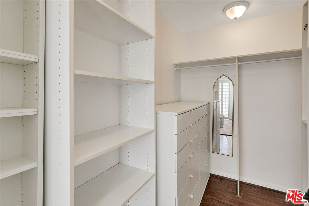 7301 W Manchester Ave Unit: 117