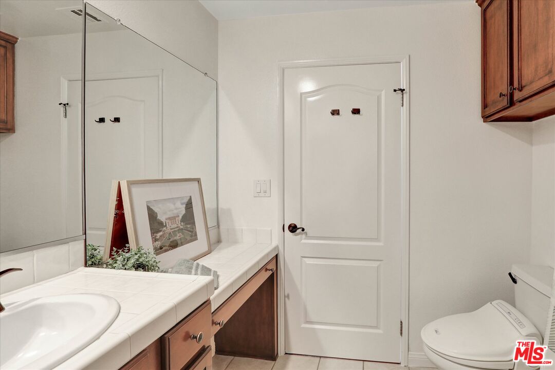 7301 W Manchester Ave Unit: 117