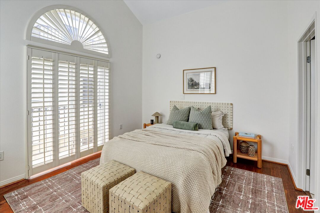 7301 W Manchester Ave Unit: 117