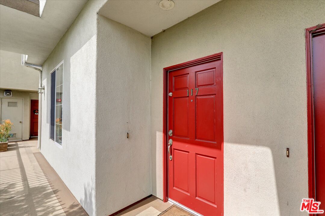 7301 W Manchester Ave Unit: 117