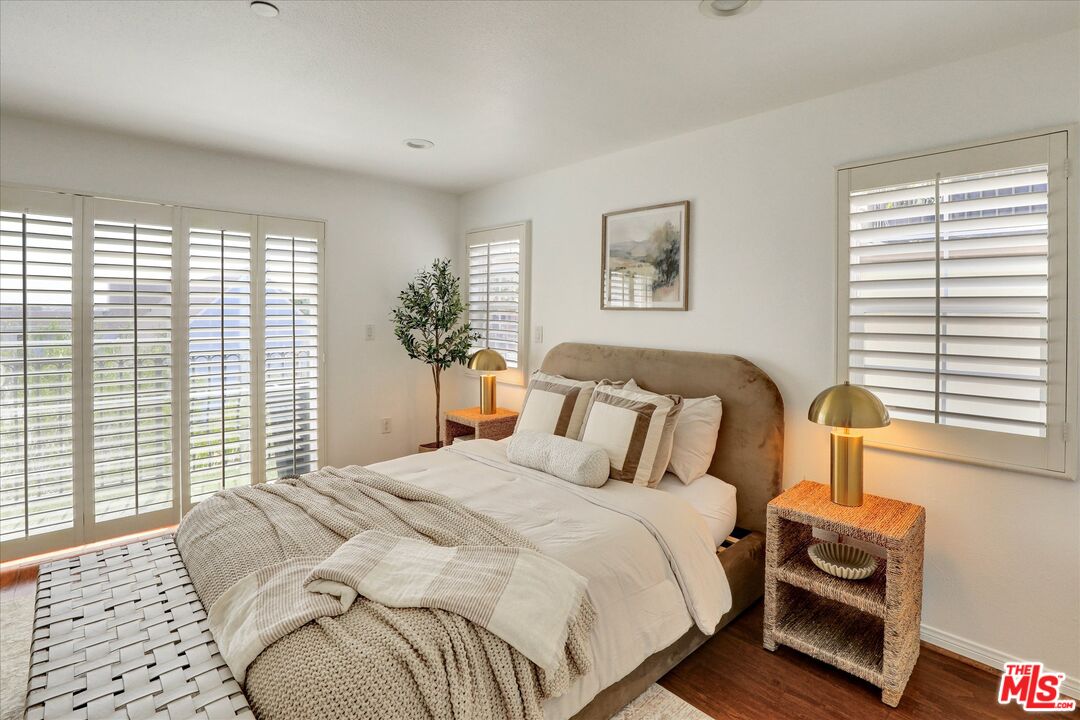 7301 W Manchester Ave Unit: 117