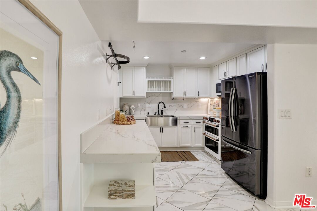 7301 W Manchester Ave Unit: 117