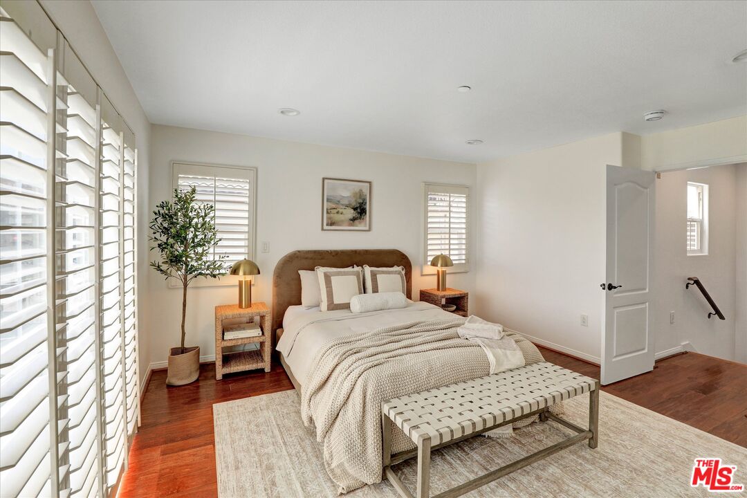 7301 W Manchester Ave Unit: 117