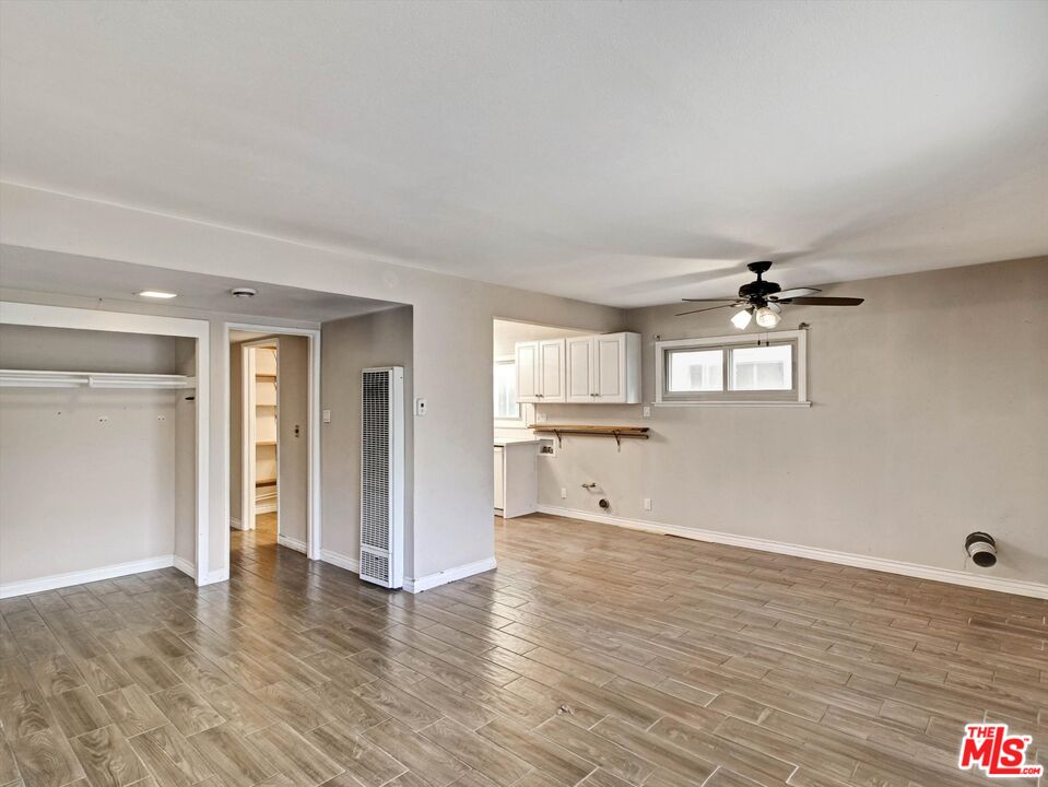 104 Sunridge St