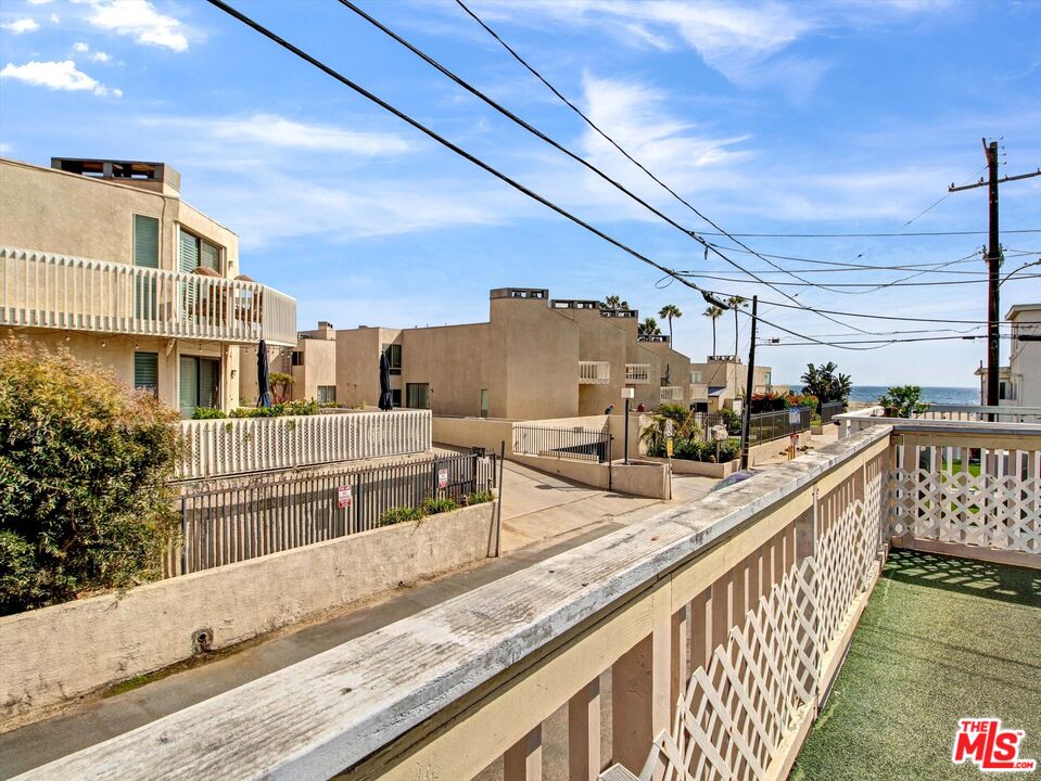 104 Sunridge St