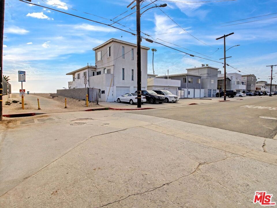 104 Sunridge St