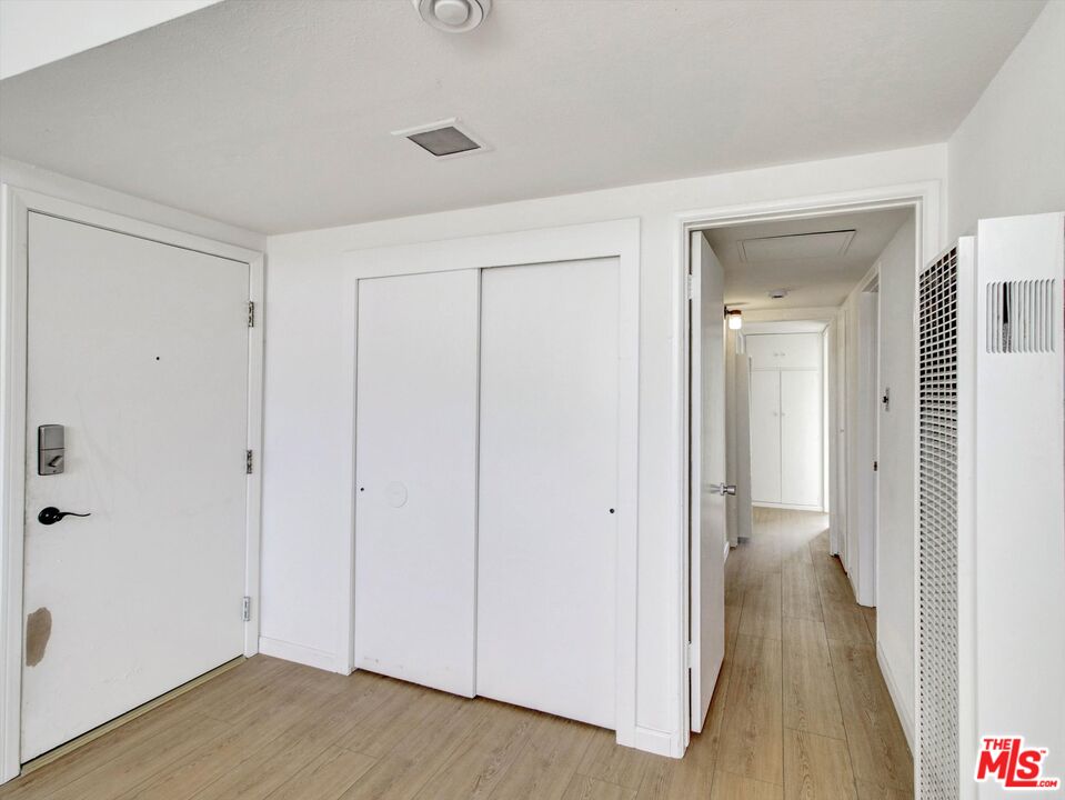 104 Sunridge St