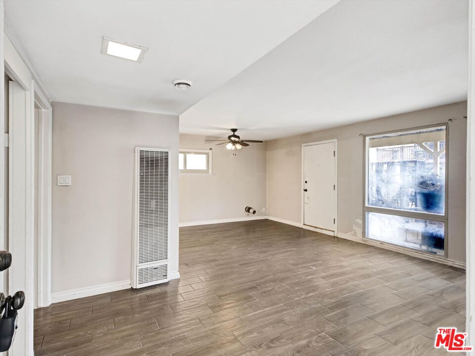 104 Sunridge St