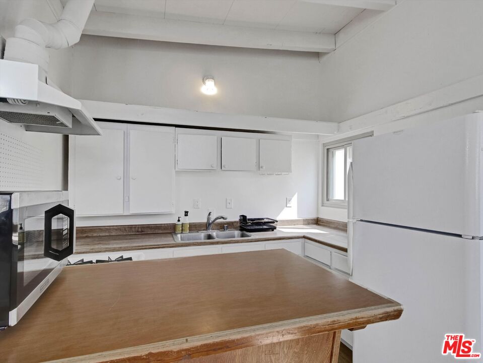 104 Sunridge St