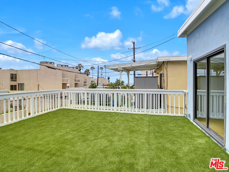 104 Sunridge St