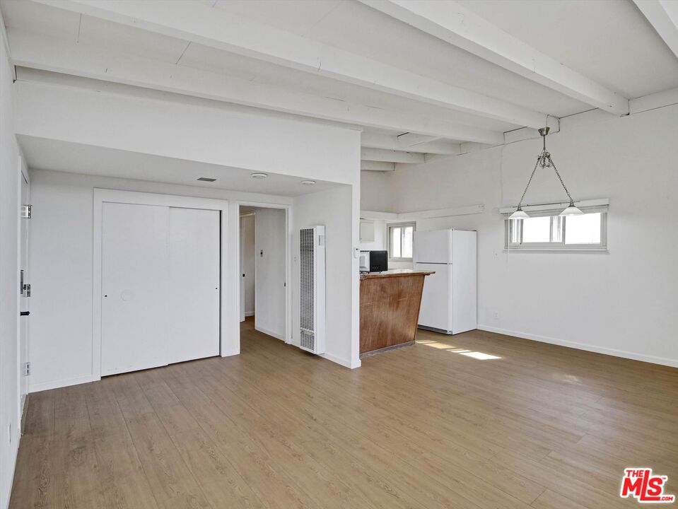 104 Sunridge St