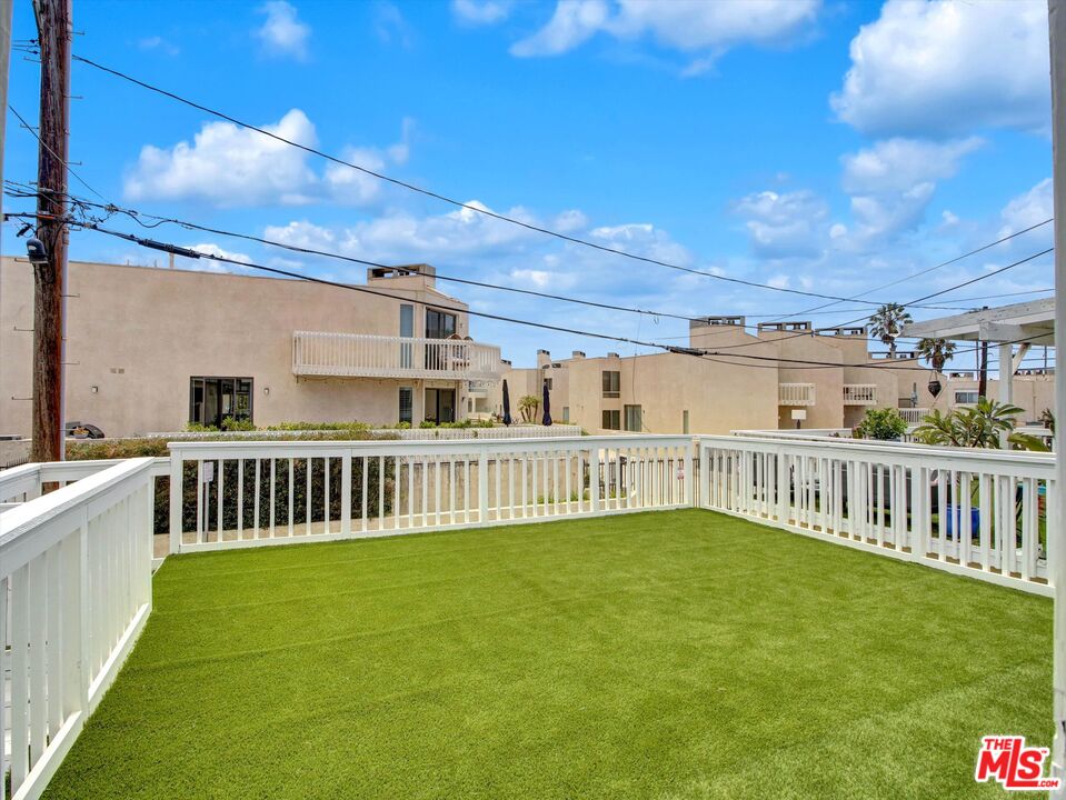 104 Sunridge St