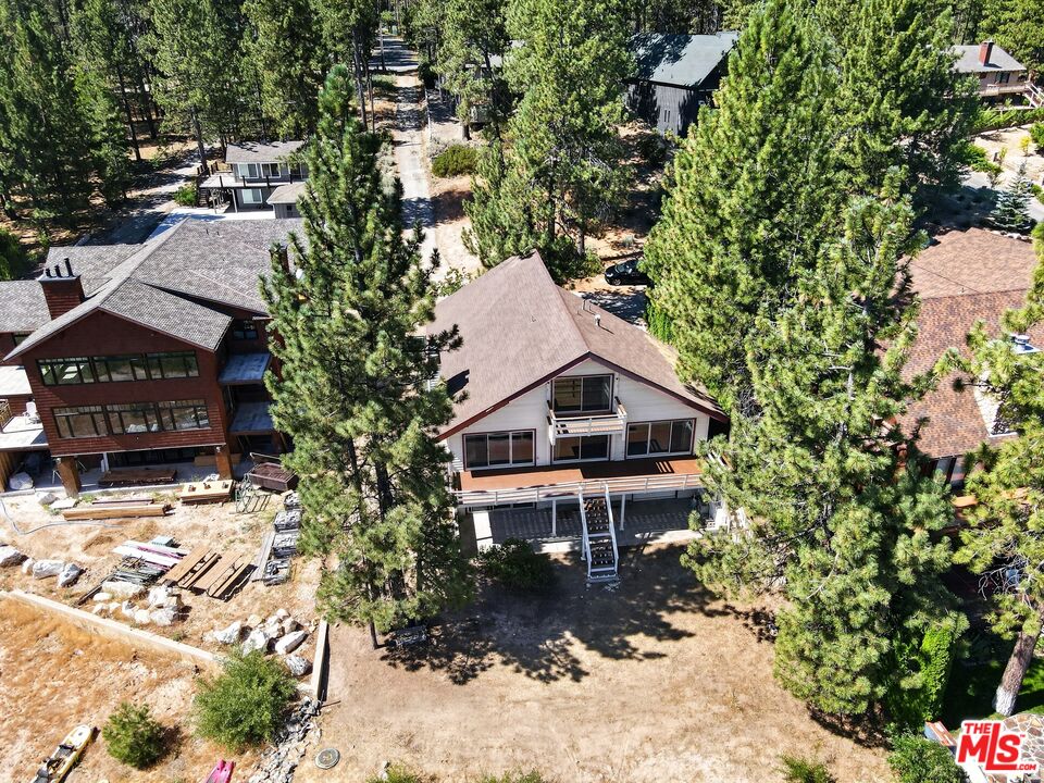 39000 Waterview Dr