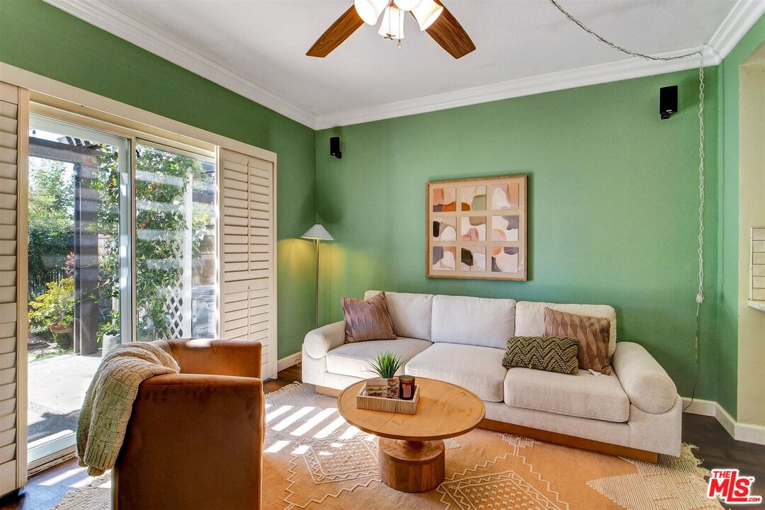 2304 Calle Trella