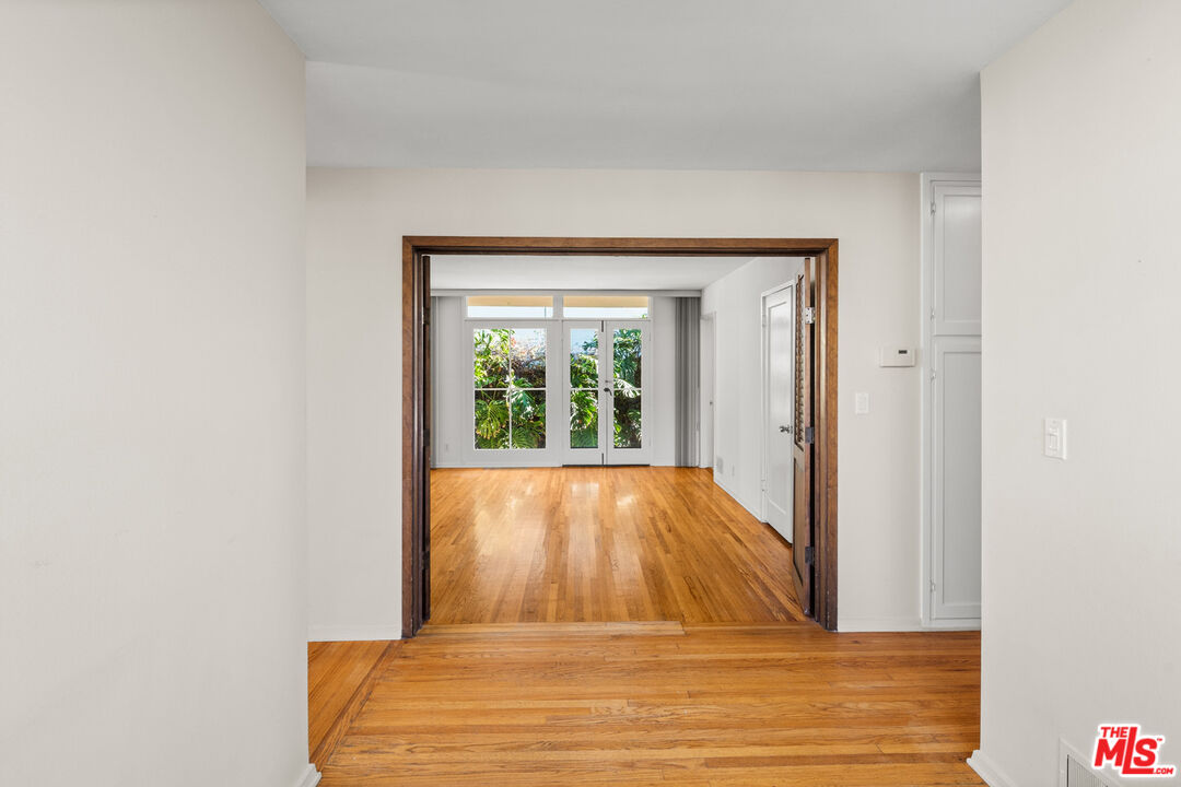 1621 Manning Ave