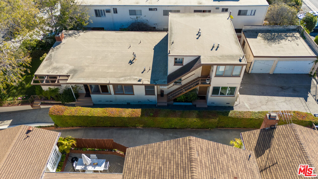 1621 Manning Ave
