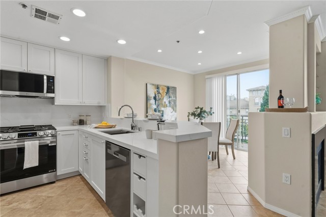 13075 Pacific Unit: 409