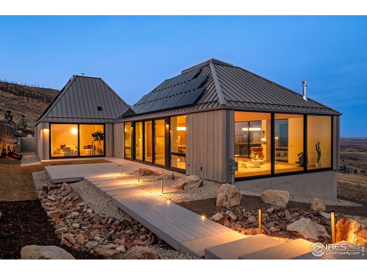 9631 Mountain Ridge Pl