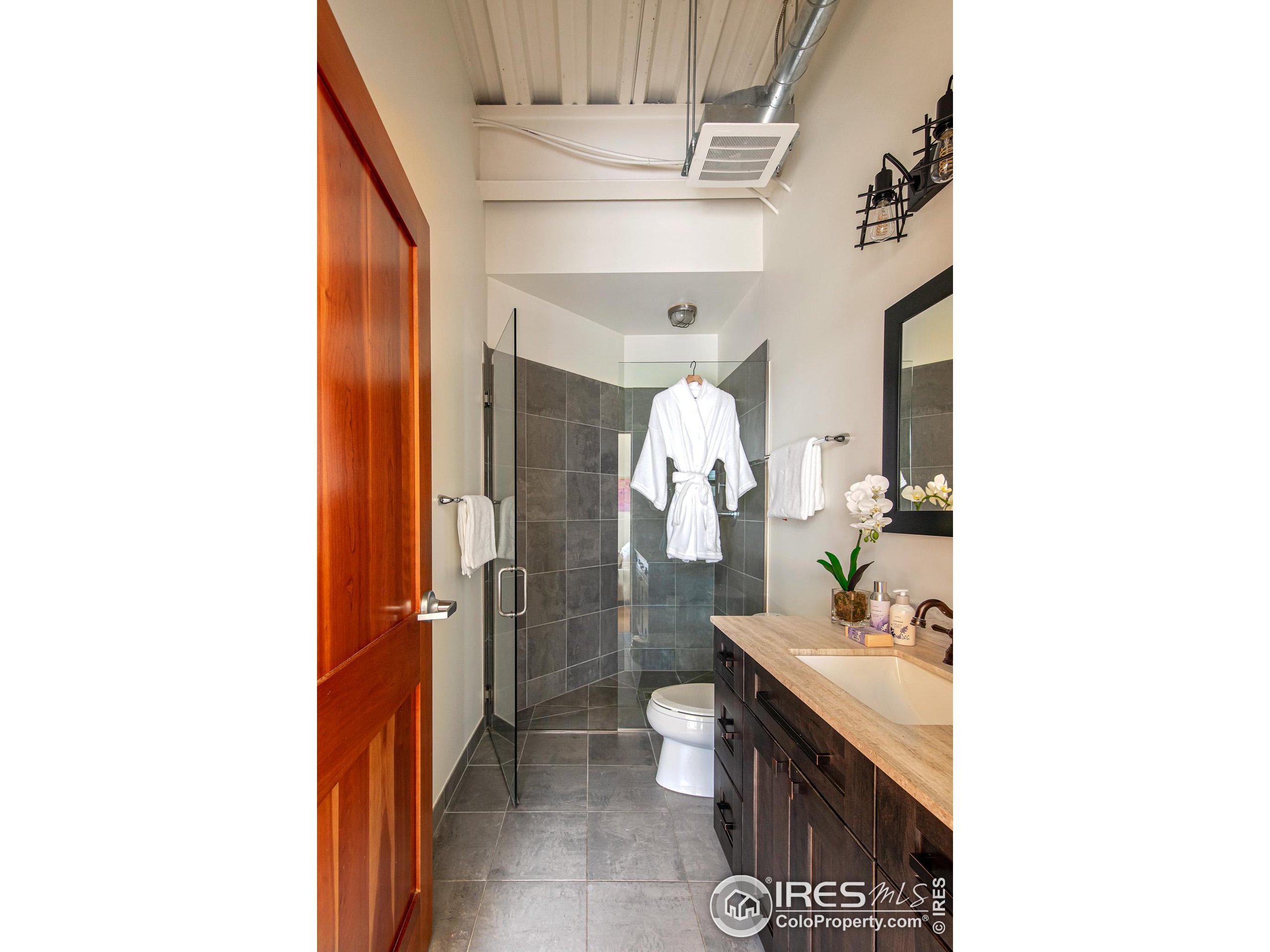 1360 Walnut St Unit: 311