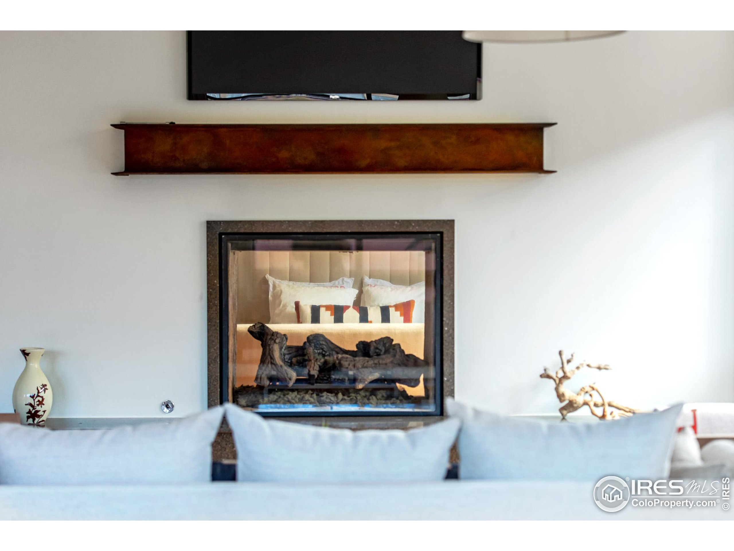 1360 Walnut St Unit: 311