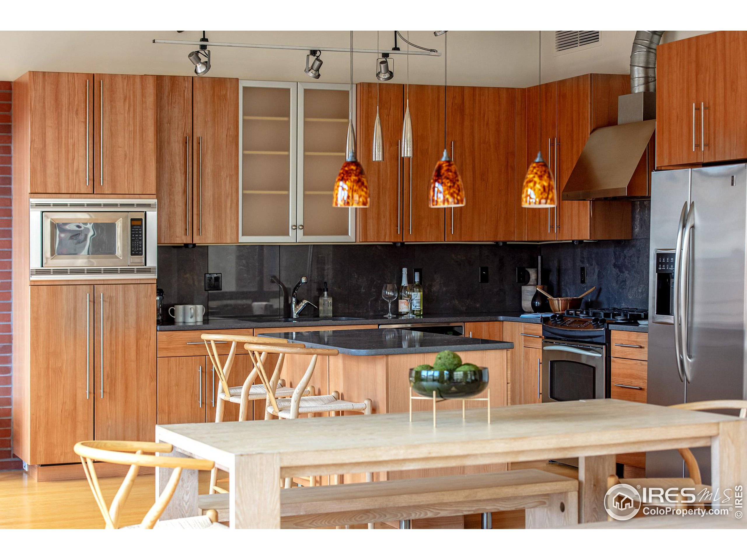 1360 Walnut St Unit: 311